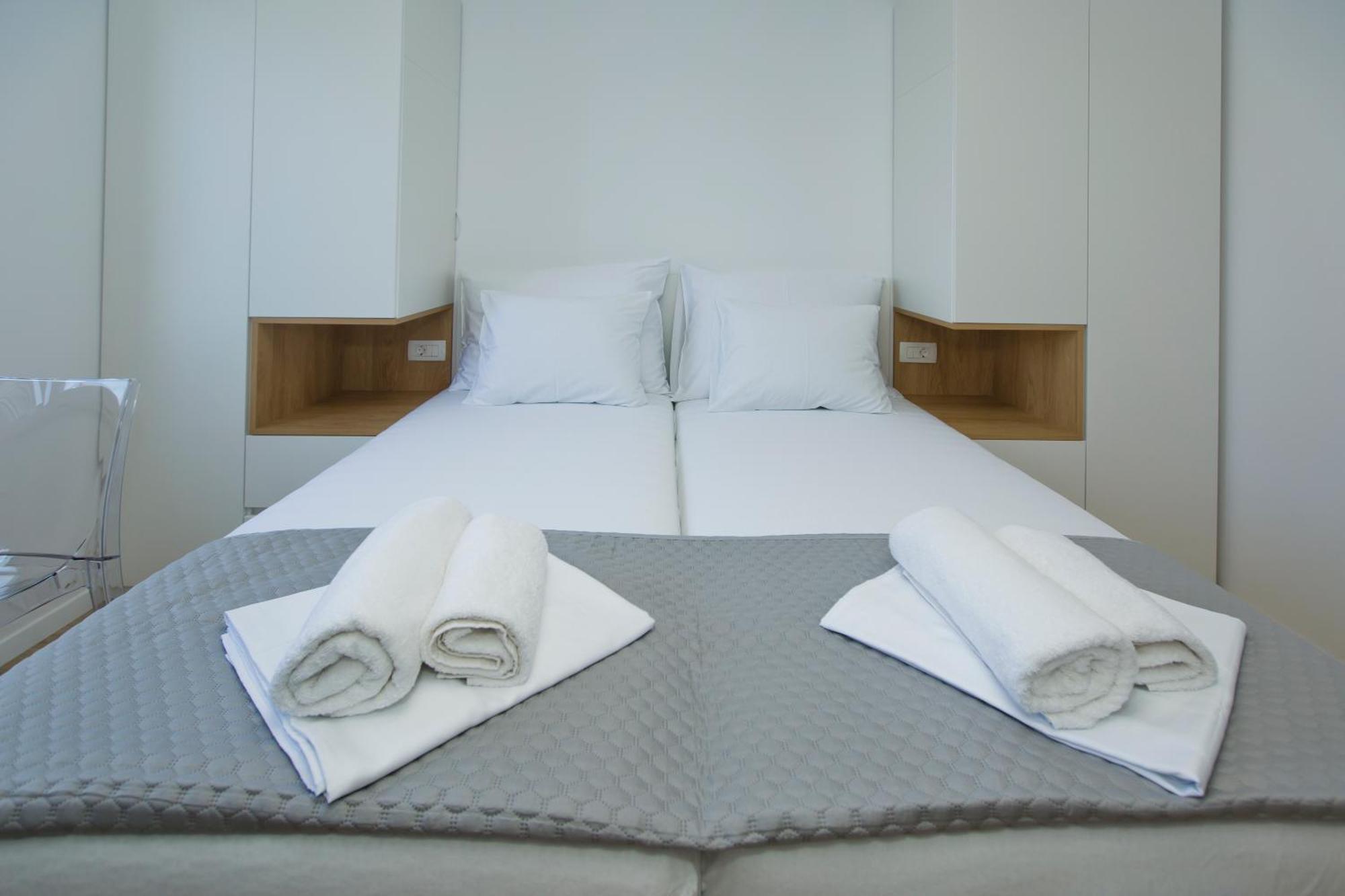 Luka'S Lodge Guesthouse & Hostel Hvar Town Luaran gambar