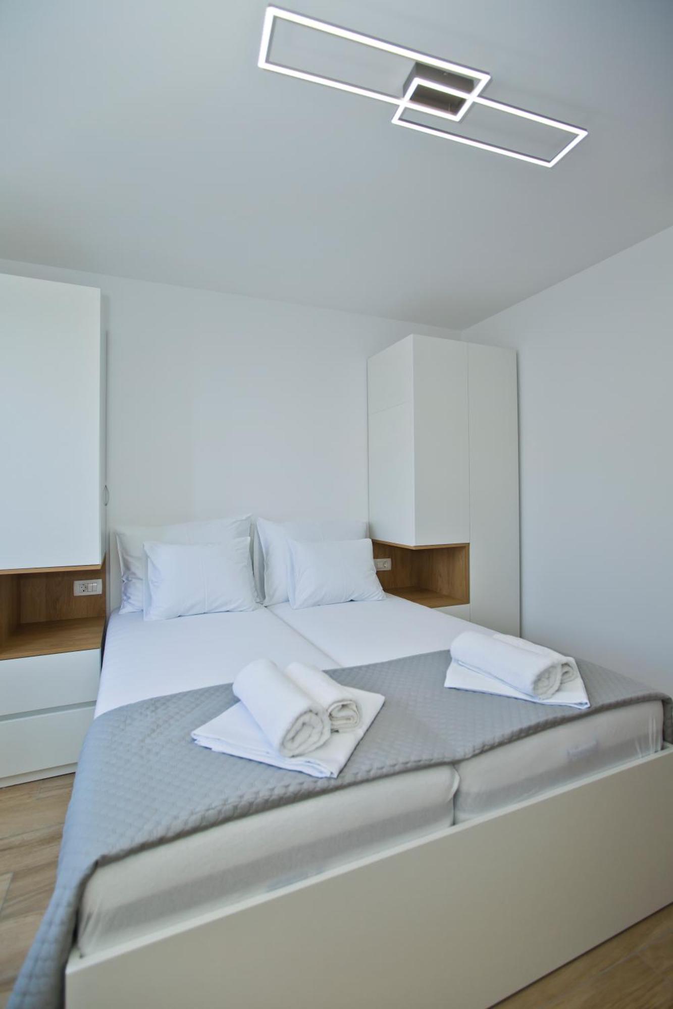 Luka'S Lodge Guesthouse & Hostel Hvar Town Luaran gambar