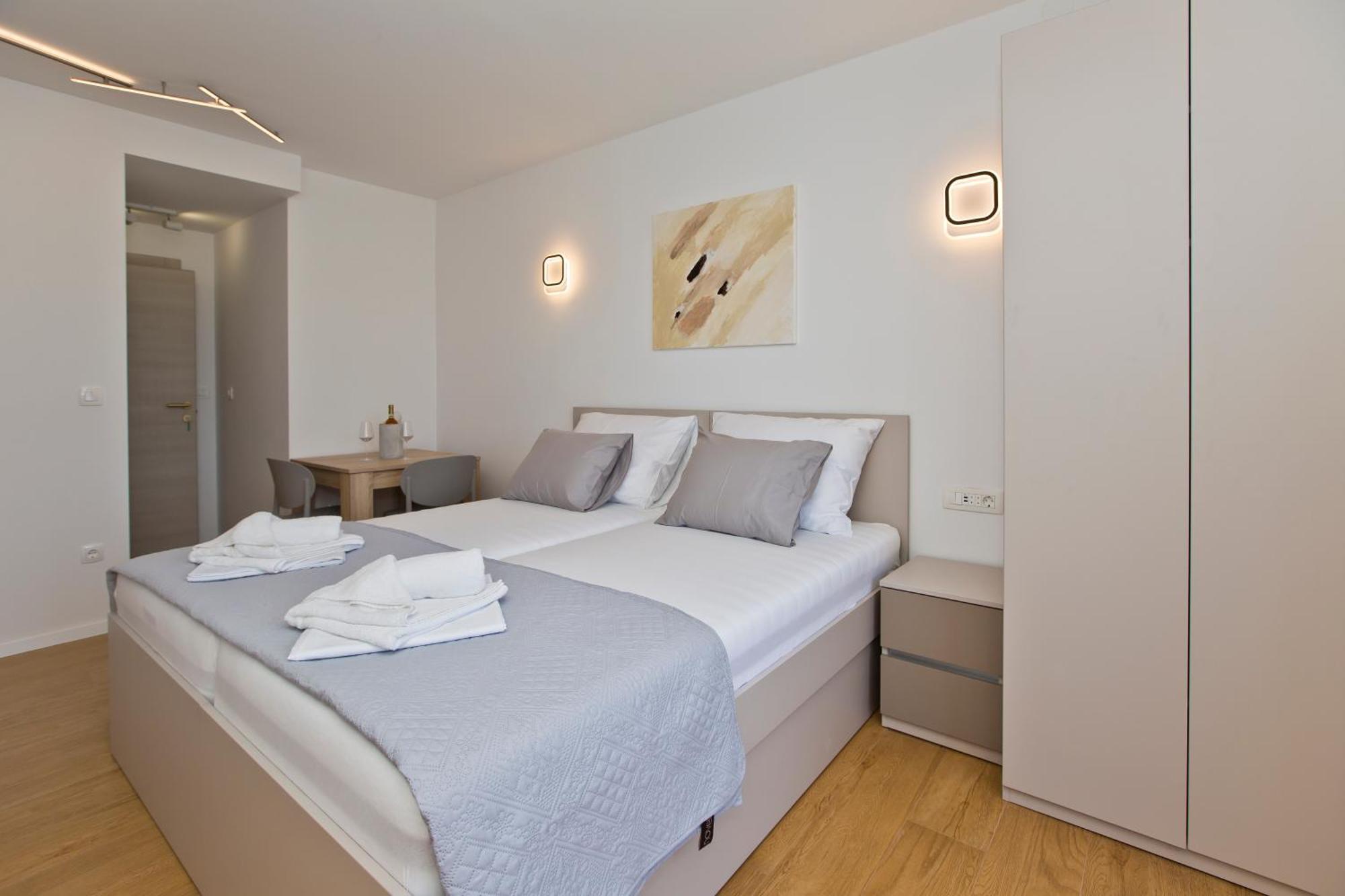 Luka'S Lodge Guesthouse & Hostel Hvar Town Luaran gambar