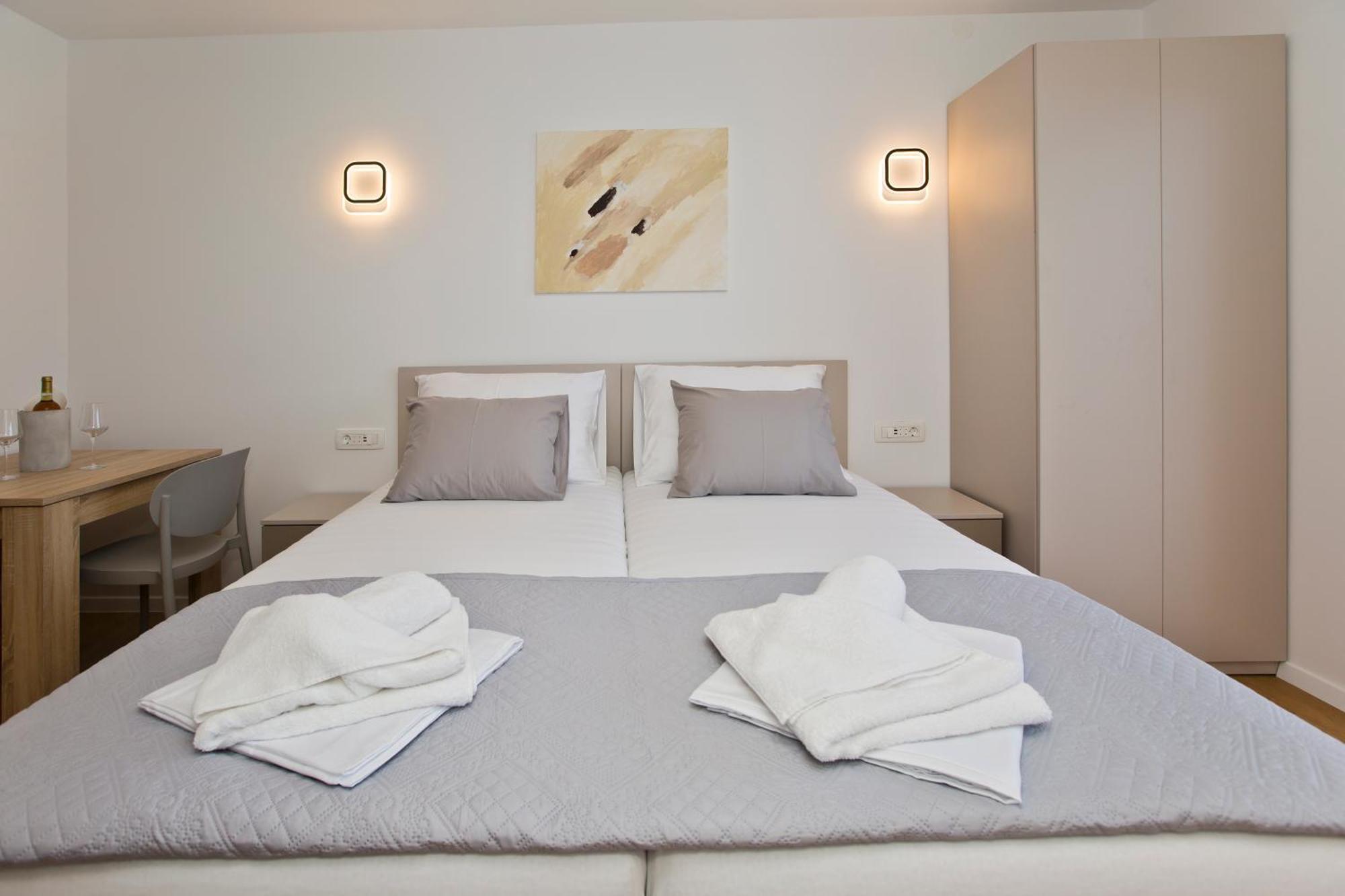 Luka'S Lodge Guesthouse & Hostel Hvar Town Luaran gambar