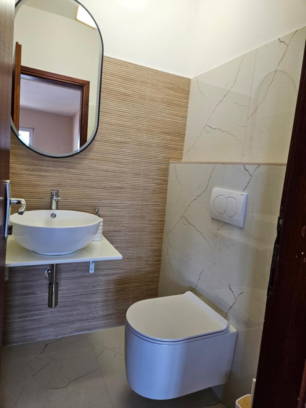 Luka'S Lodge Guesthouse & Hostel Hvar Town Luaran gambar