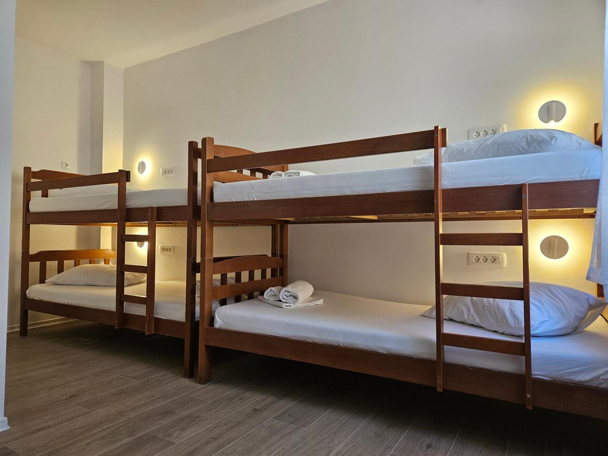 Luka'S Lodge Guesthouse & Hostel Hvar Town Luaran gambar